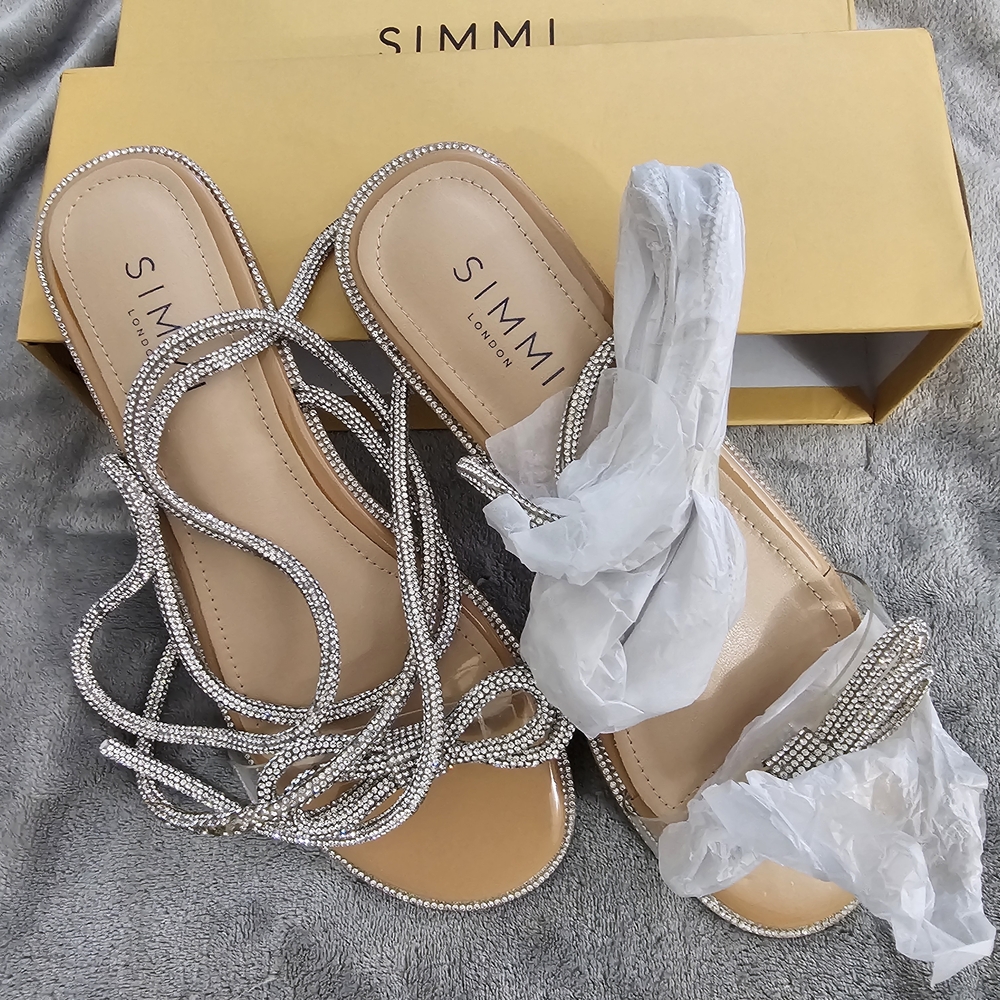 Women's Crystal Embellished Strappy Sandals in Nude